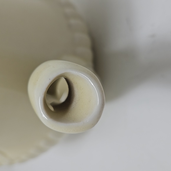 Vintage Porcelier Teapot BEAUTIFUL - Picture 6 of 7